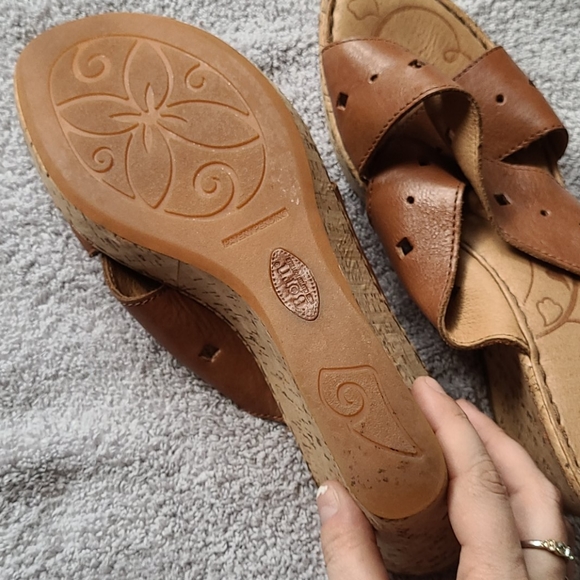 Born Brown Leather Canova Wedge Heels Sandals Womens 11 Perforated Shoes - Picture 9 of 9
